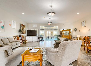 photo of aspen leaf living room stratton