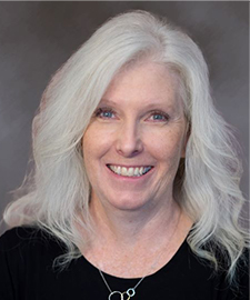 photo of Cindy Kindsfater