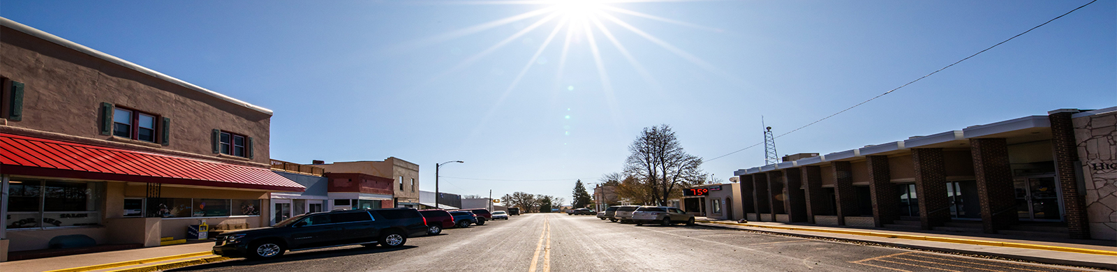 photo of flagler street with the sun